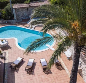 White & Charme Villa with pool, Castellammare Del Golfo